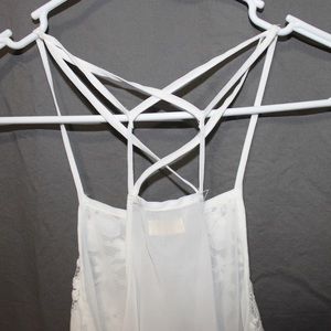 HOLLISTER JUNIORS IVORY LACED TANK TOP SIZE MED